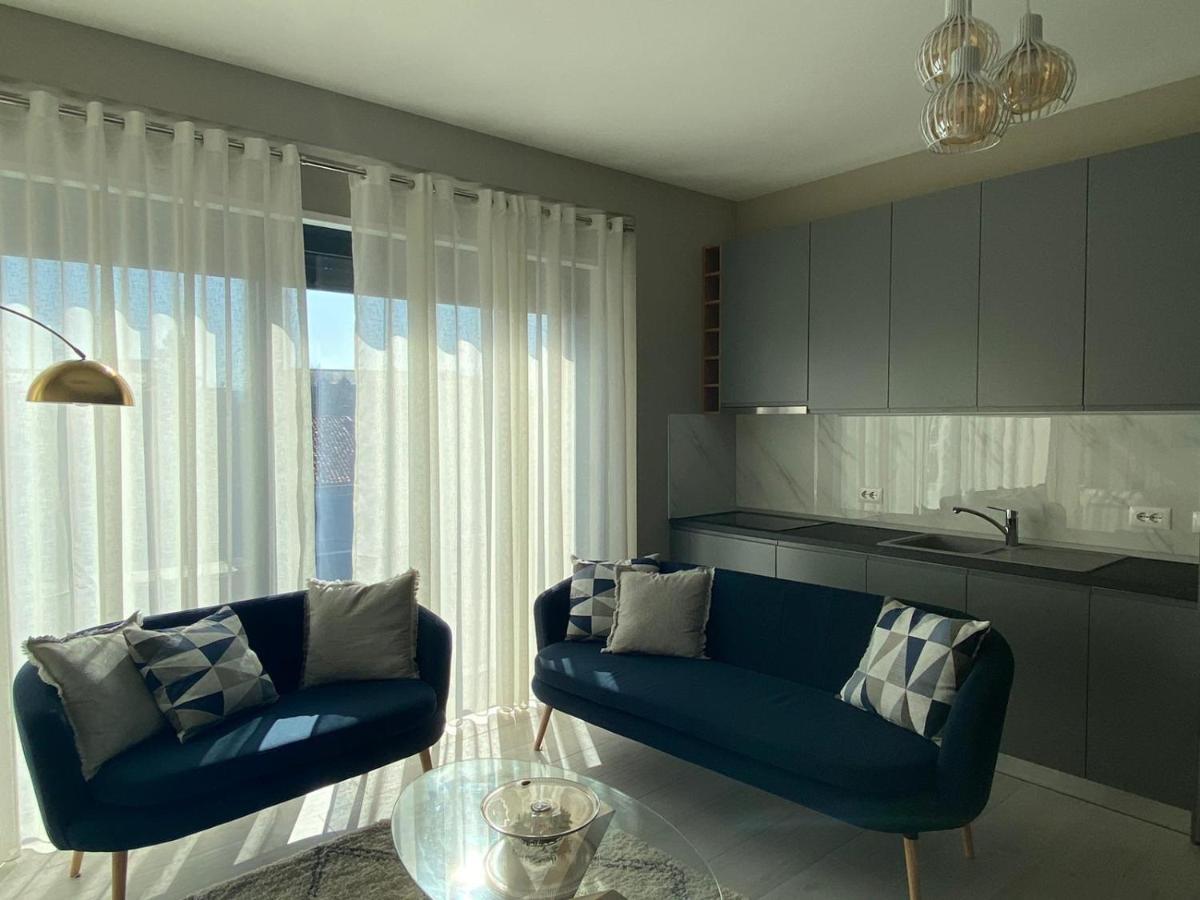 Alma Rose Apartment Korce Exterior foto